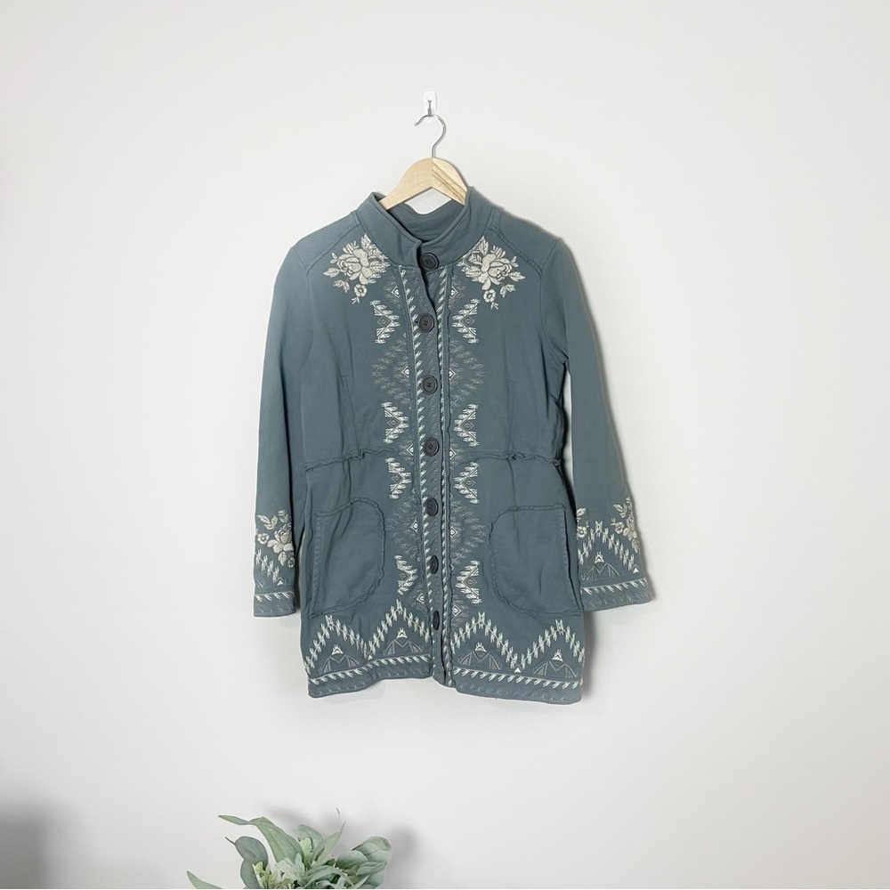 [Johnny Was] Dusty Blue Floral Embroidered Button Down Knit Jacket